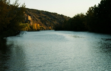 Río Duero a su paso por San Saturio