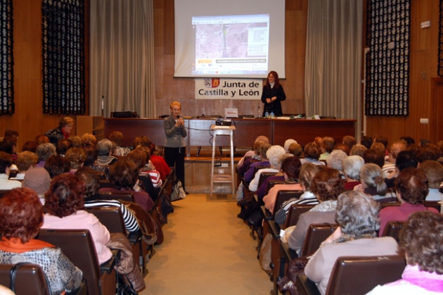 Charla con las Amas de Casa