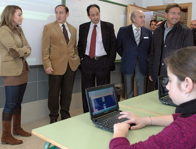 Visita de López al colegio