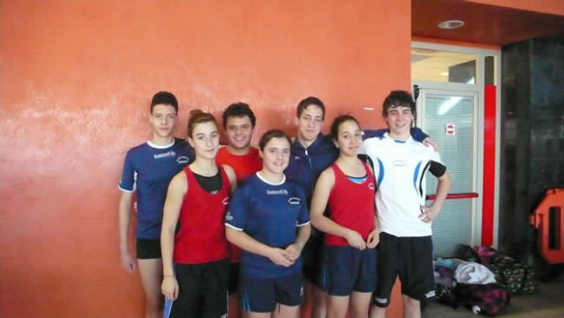 Nadadores infantiles