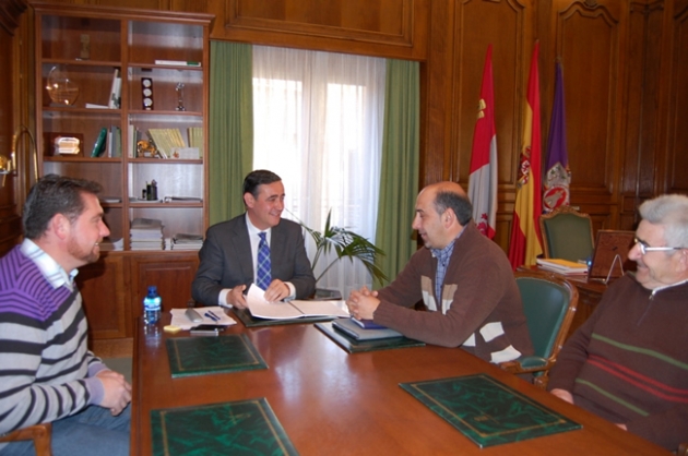 Reunión Pardo y Marín