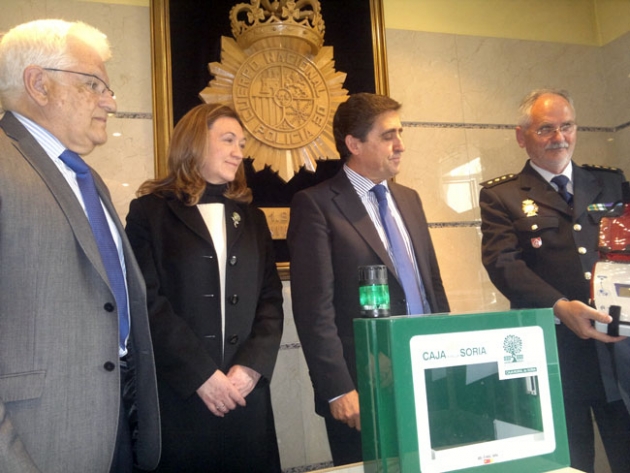 Entrega del desfibrilador