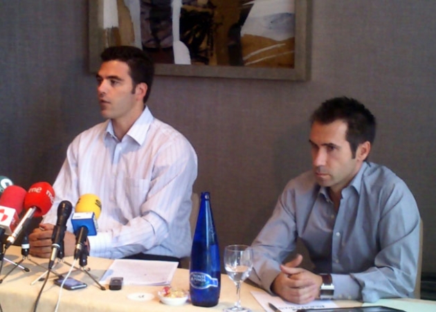 Rubén Fernández, director general de Dymsa (a la izquierda)