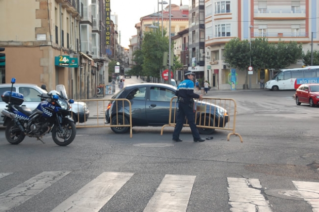 Policía Local cortando el Espolón