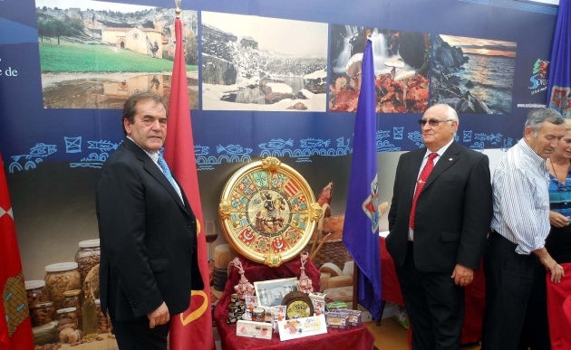 Casado (izda.) en Sevilla