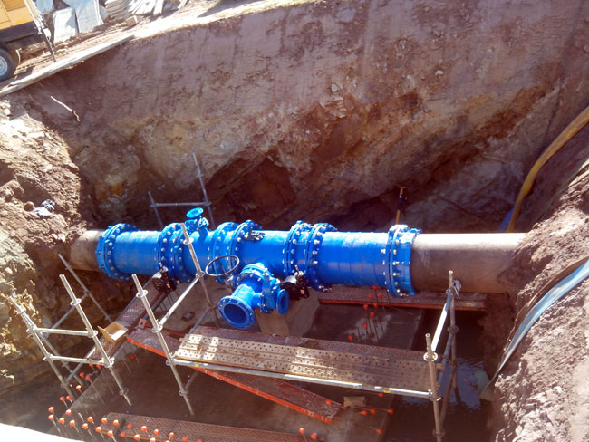 Nueva conexión hidráulica a los barrios