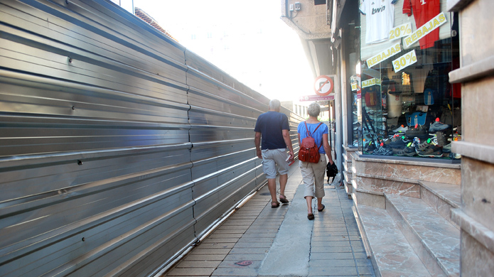 Vista de un lado de la calle Ferial.