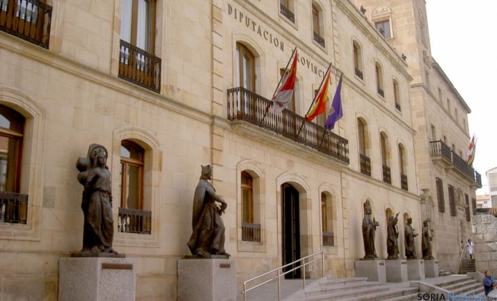 Entrada al Palacio Provincial.