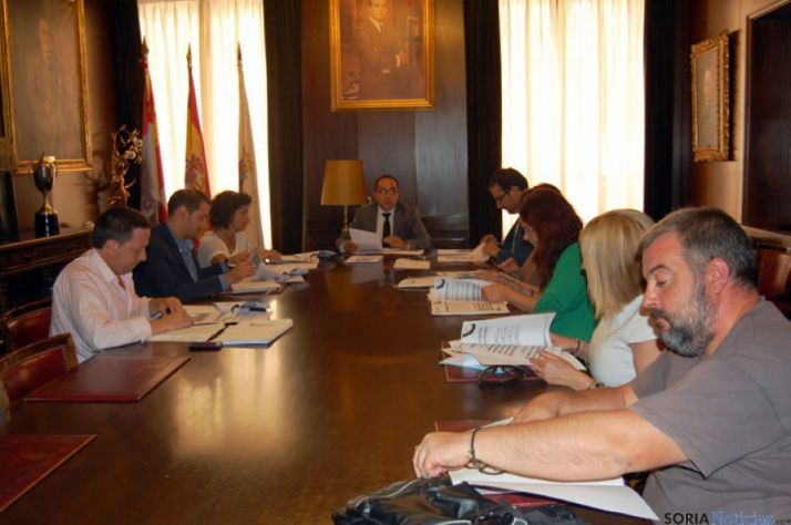 La Mesa de Diálogo Social conoce el Plan de Empleo que nace con vocación de continuidad