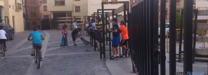 Los jóvenes preparados para las fiestas