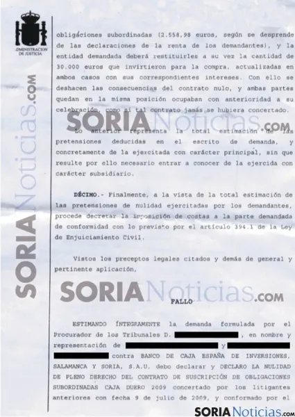 Una de las páginas de la sentencia.