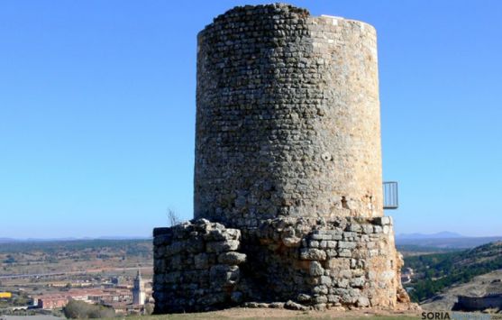 Atalaya de Uxama en Osma