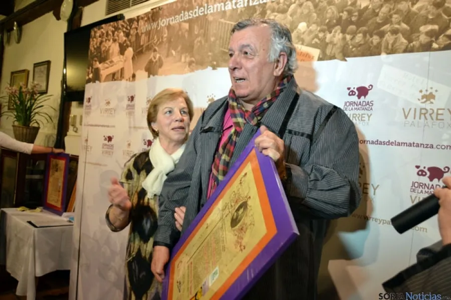 Título de matancero a Miguel A. Fuentes Calleja