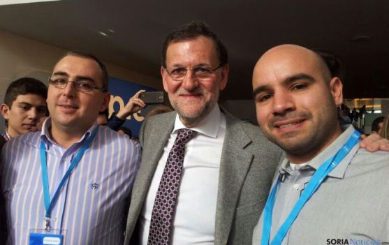 Bermejo y Ágreda flanqueando a Mariano Rajoy.