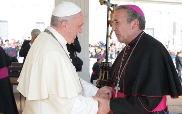 El Papa Francisco con monseñor Melgar Viciosa