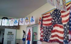 Una de las aulas decoradas al uso americano.