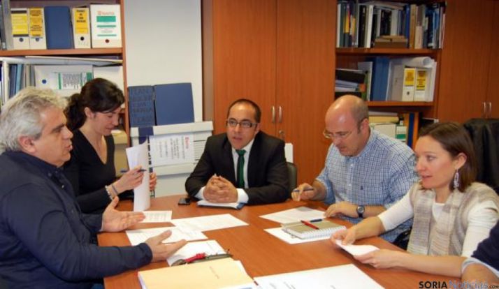 Imagen de la reunión desarrollada en la mañana del lunes.