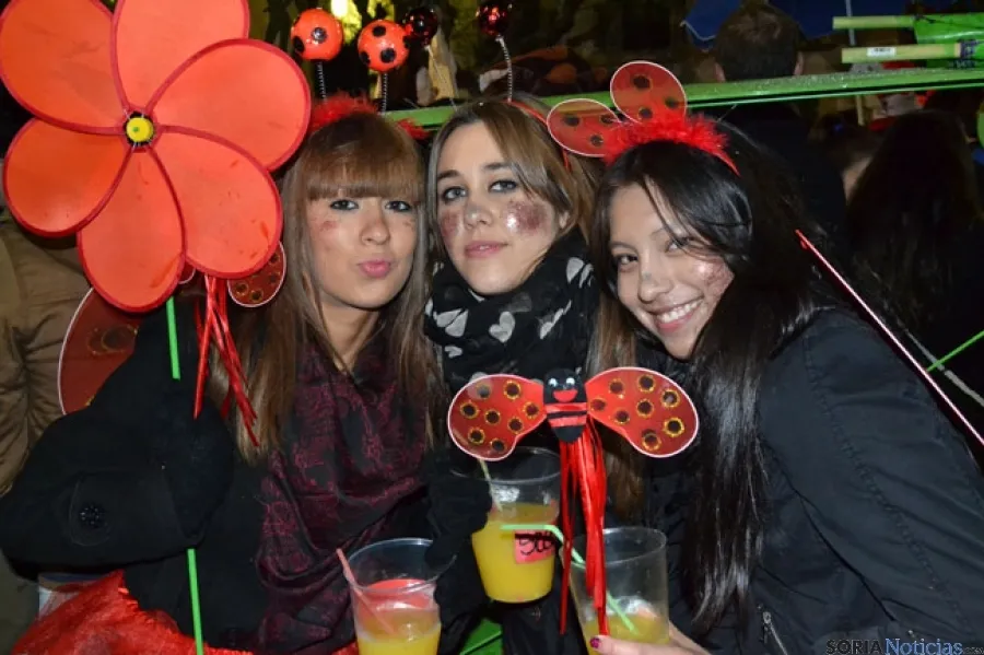 Foto 10 - El carnaval soriano  recupera la calle, la participaci&oacute;n y el disfraz