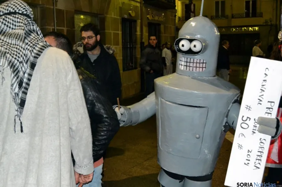 Foto 7 - El carnaval soriano  recupera la calle, la participaci&oacute;n y el disfraz