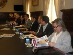 Alcaldes con el presidente de la Diputación
