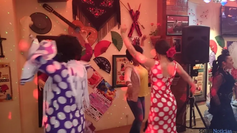 Baile por sevillanas en Soria