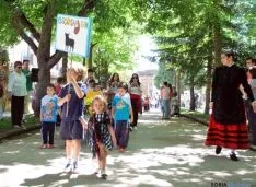 Los pequeños de Escolapias celebran el Domingo de Calderas.