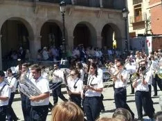 Mañana del Lunes de Bailas