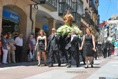 Desfile hacia la plaza Mayor este Lunes de Bailas. / SN