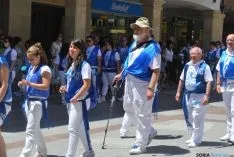 Desfile hacia la plaza Mayor este Lunes de Bailas. / SN