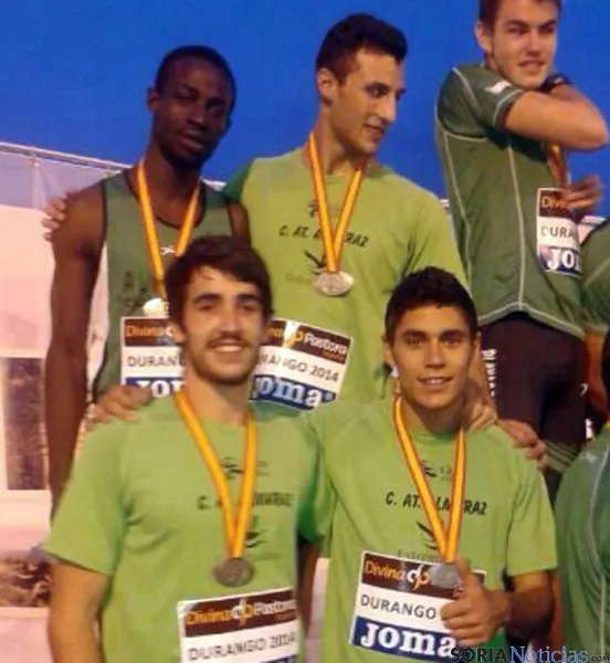 La plata para el CAEP relevos 4x100 promesas. / CAEP