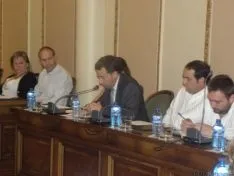 Foto 4 - El PP rechaza en solitario la condonaci&oacute;n del canon a la planta de purines de Almaz&aacute;n