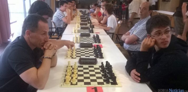Rupérez, (dcha.) en el campeonato pucelano. 