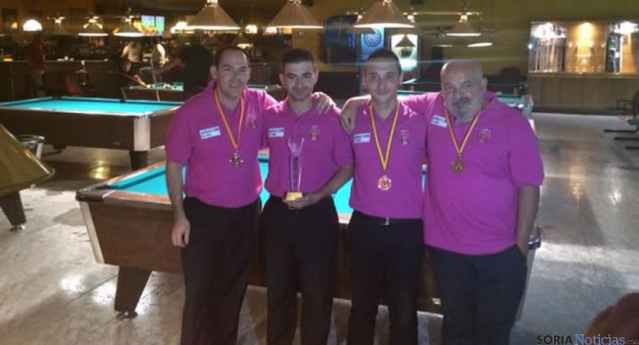 Pardo el primero por la izda