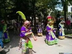 Bolivianos celebrando Sr de Bombori