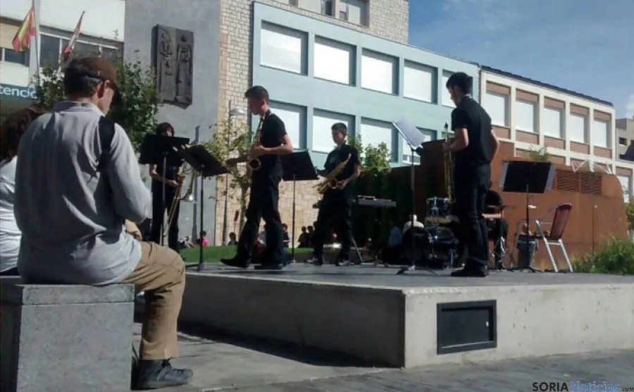 La música, protagonista este domingo en la ciudad. / SN