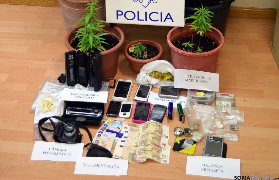Objetos incautados por la Policía Nacional. / Subdeleg.