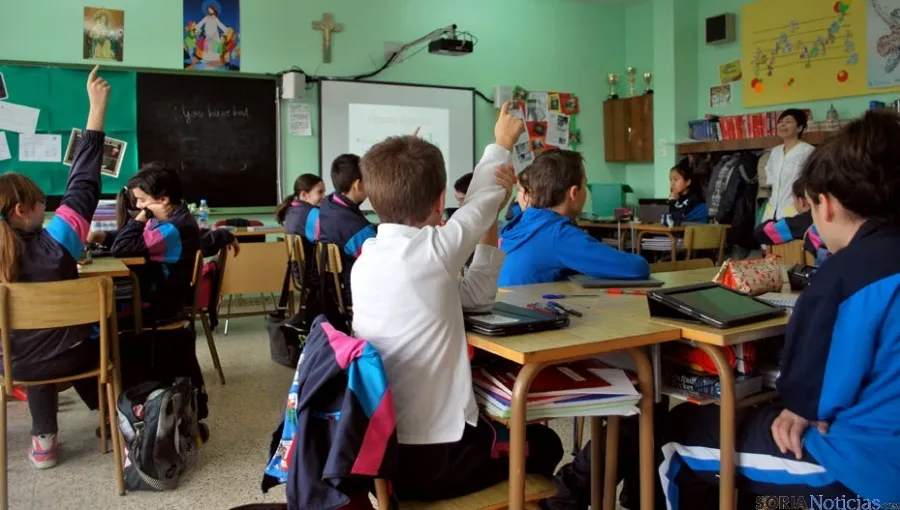 Alumnos de Escolapias en una clase. / SN