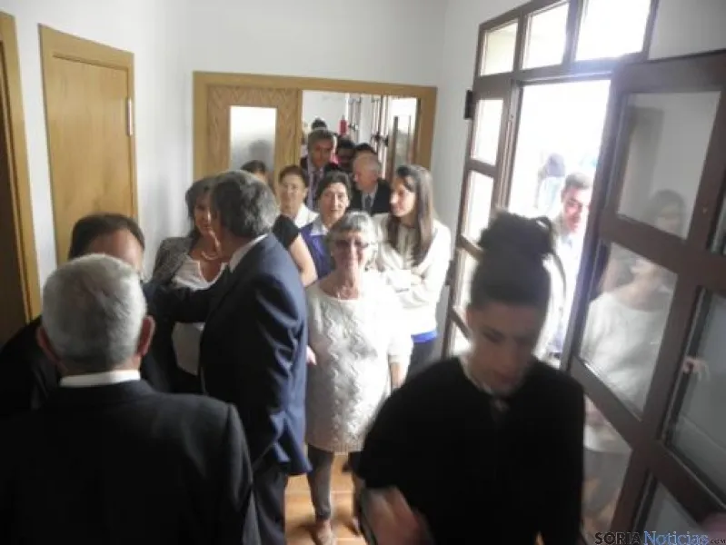 Foto 7 - Pardo incide en la lucha contra la despoblaci&oacute;n al inaugurar el centro social de Talveila
