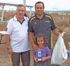 Arribas, a la derecha, con el delegado provincial de Caza,