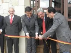 Foto 8 - Pardo incide en la lucha contra la despoblaci&oacute;n al inaugurar el centro social de Talveila