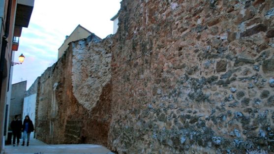 La muralla en El Vergel este invierno pasado. / SN