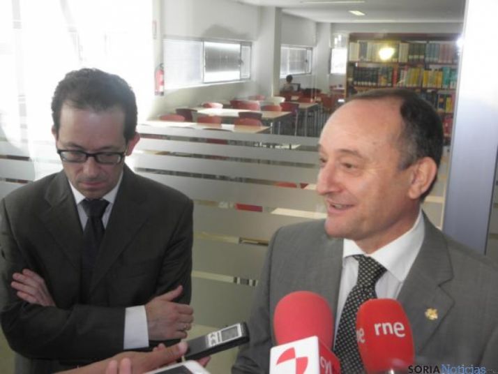 El director de Agrarias y el Rector de la UVa.