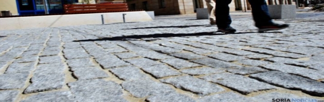 El nuevo pavimento de la plaza será cambiado. / SN