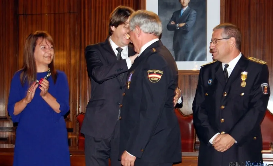 Medalla a Fernández Ibáñez