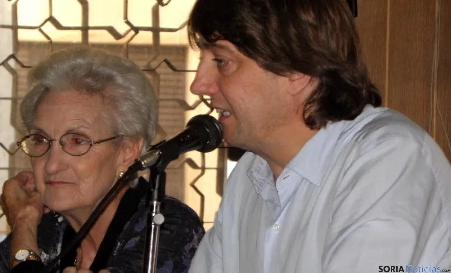 Carmen López y Carlos Martínez.
