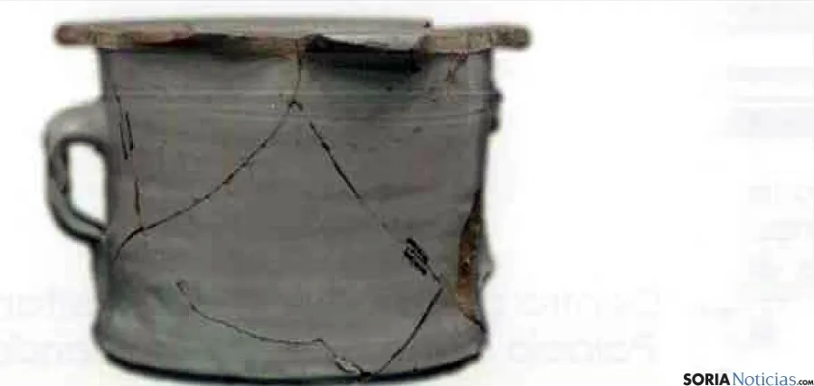 Una de las piezas en la muestra de cerámicas adnamantinas. / SN