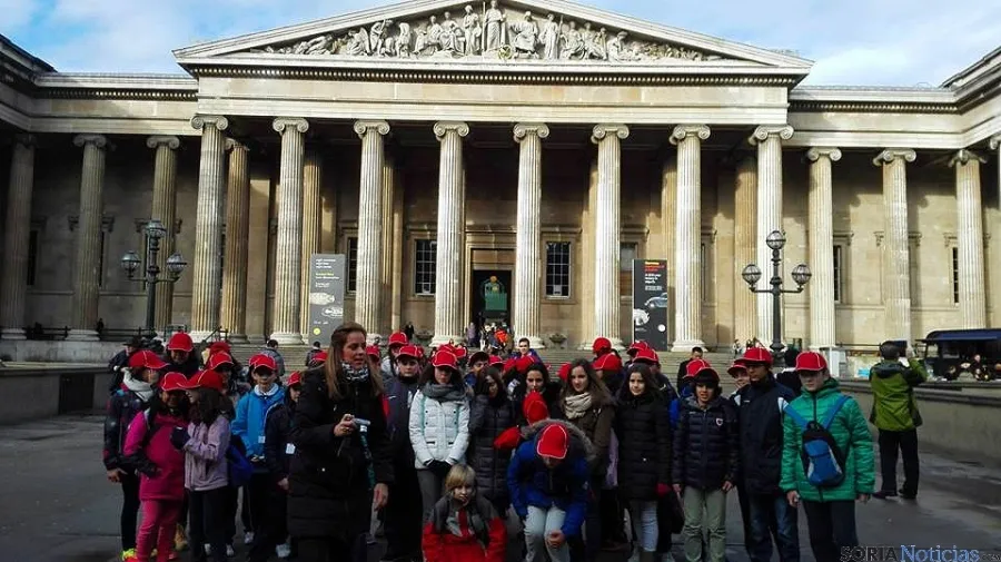 Los estudiantes, en la capital inglesa. 
