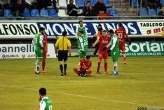 Diversos lances del partido. / SN