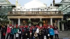 Los estudiantes, en la capital inglesa. 