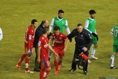 Diversos lances del partido. / SN